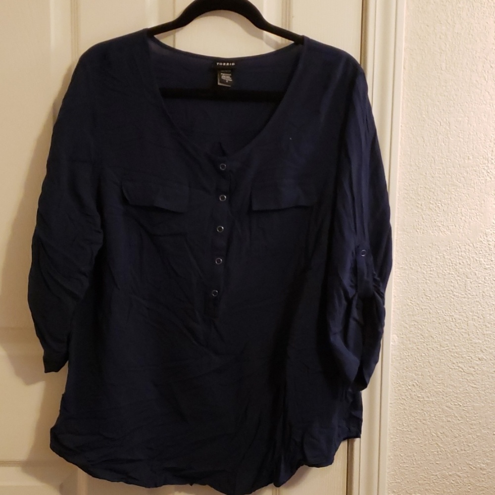 Torrid size 2 half button front shirt